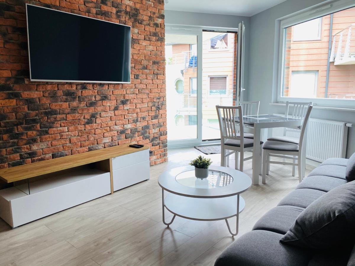 Apartament Laura Z Widokiem Na Morze- Пуцк Екстериор снимка